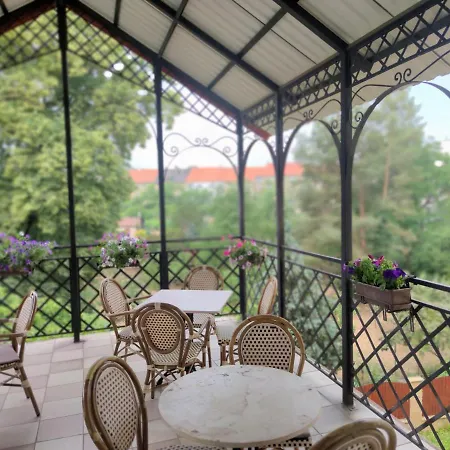 Hotel Dejmalik 3*